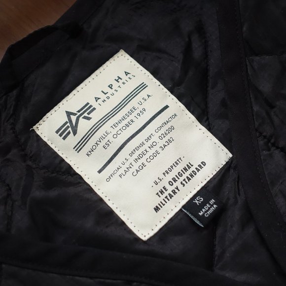 Alpha Industries Bomber Jacket Liner - Picture 2 of 12